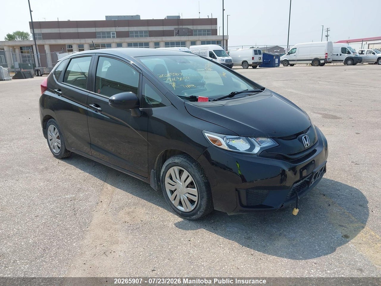 3HGGK5H52GM105623 · 2016 HONDA FIT LX