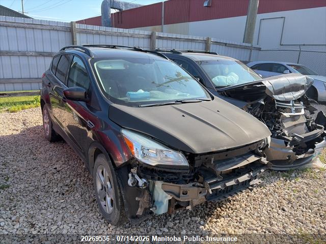 1FMCU9G94FUA29637 · 2015 FORD ESCAPE SE