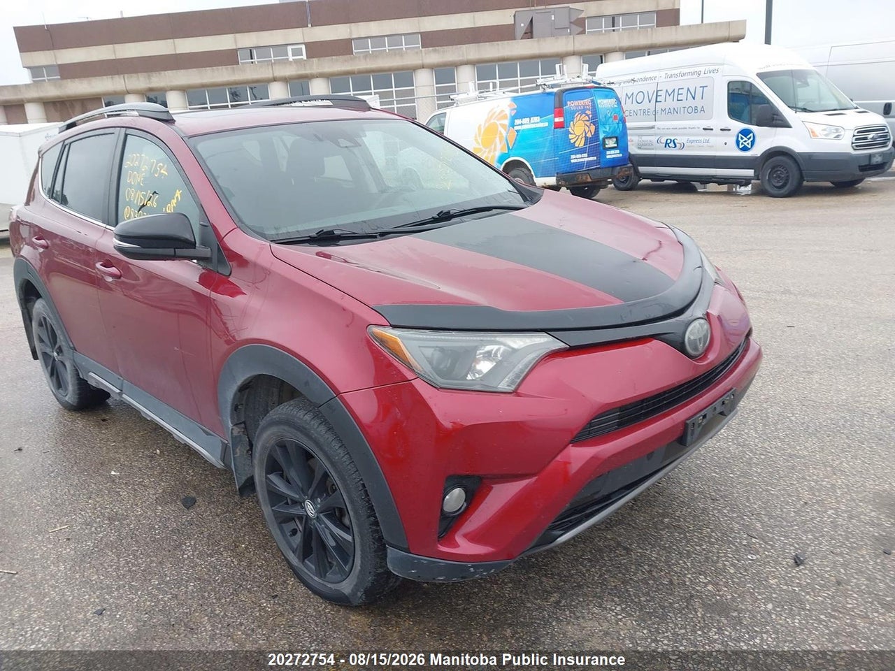 2T3RFREV1JW830319 · 2018 TOYOTA RAV4 XLE