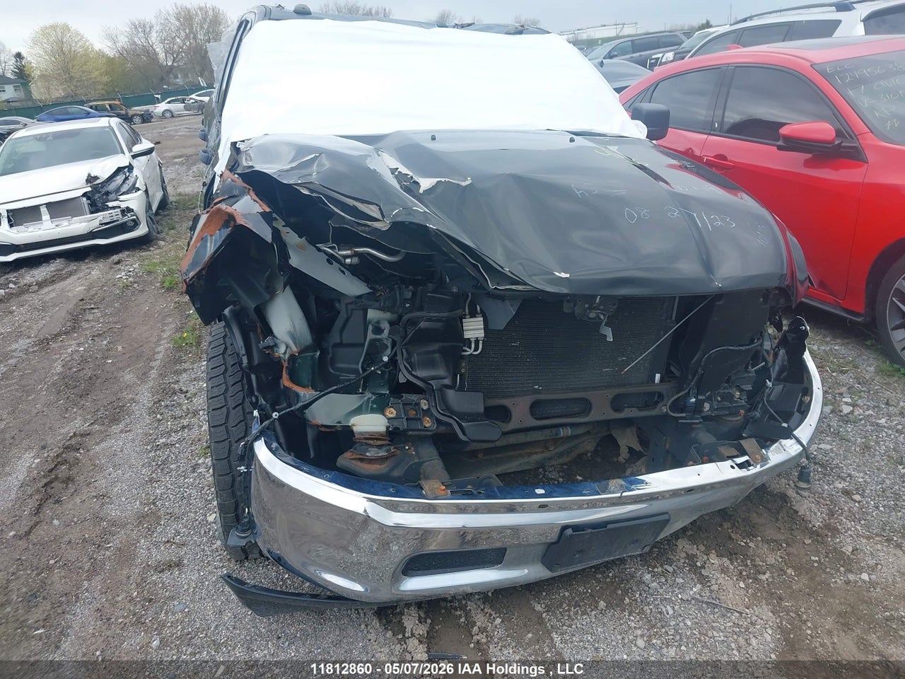 1C6RR7FT6HS812031 · 2017 RAM 1500 ST