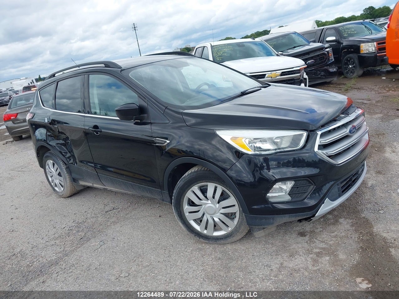 1FMCU0G90HUE79526 · 2017 FORD ESCAPE SE