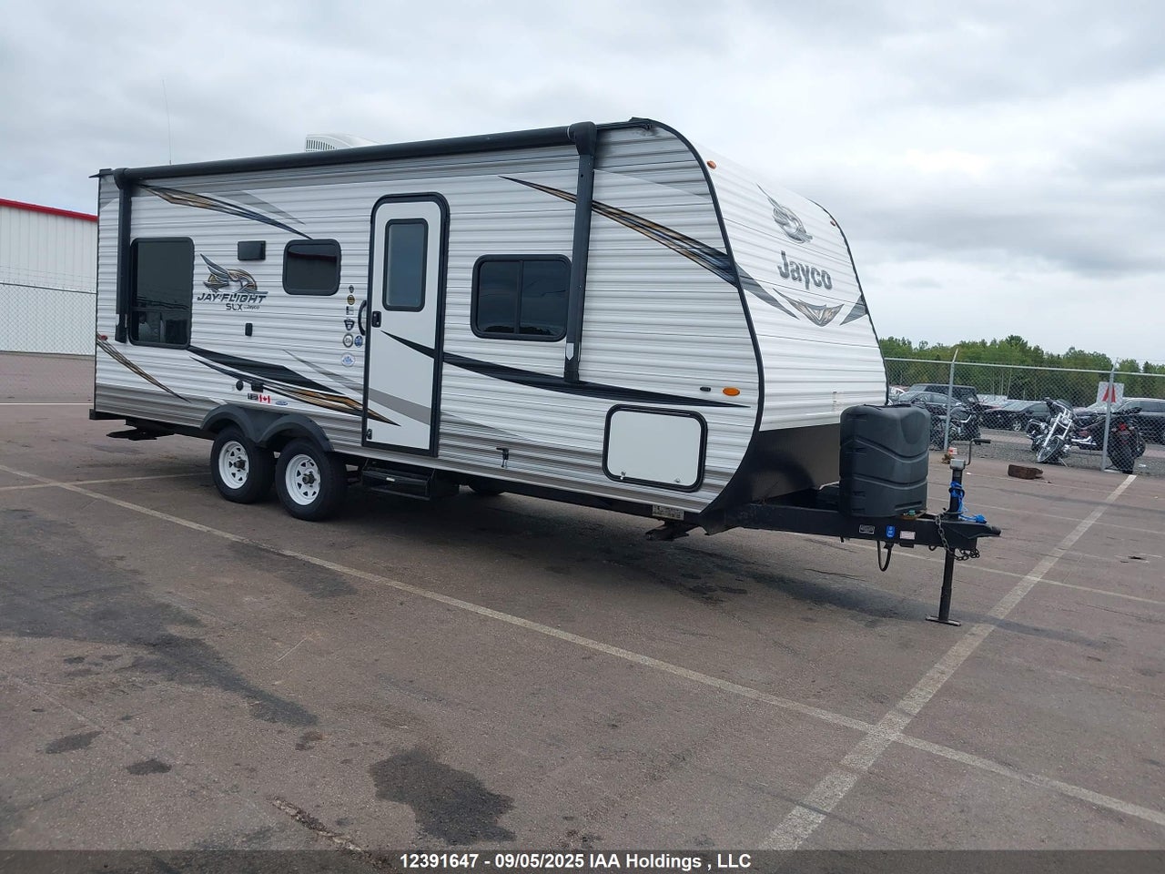 1UJBJ0BL1K17Z0242 · 2019 JAYCO jayflight · 1/12