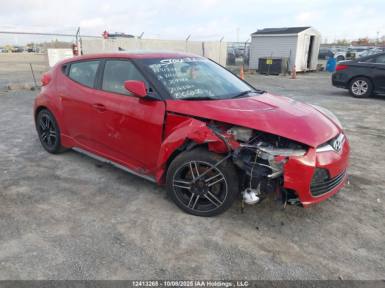 KMHTC6AE4GU258974 · 2016 HYUNDAI Veloster Turbo