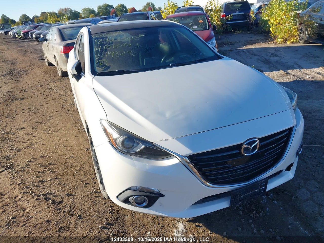 JM1BM1W34E1198250 · 2014 MAZDA MAZDA3