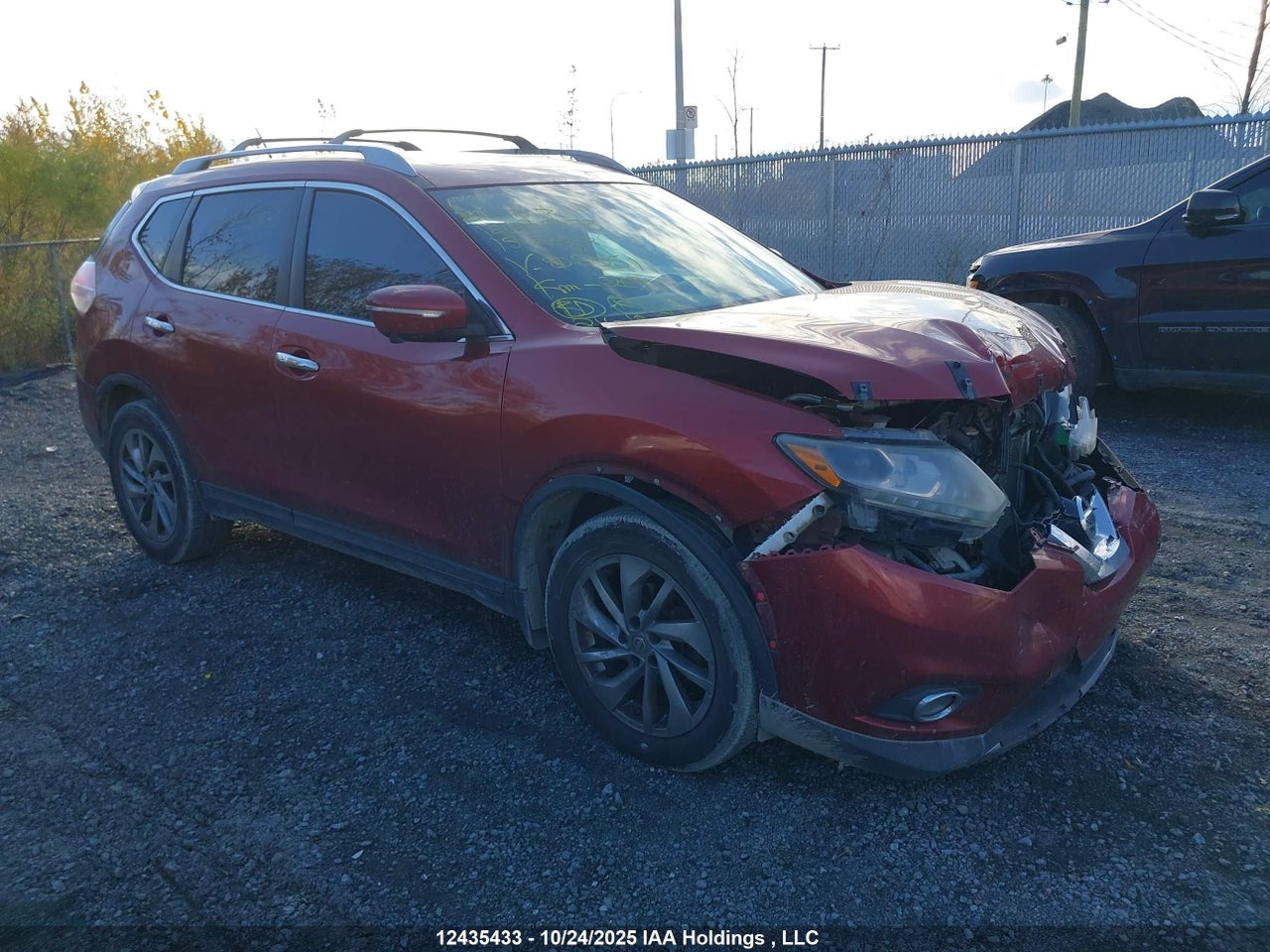 5N1AT2MV8FC****** · 2015 NISSAN ROGUE · 1/12