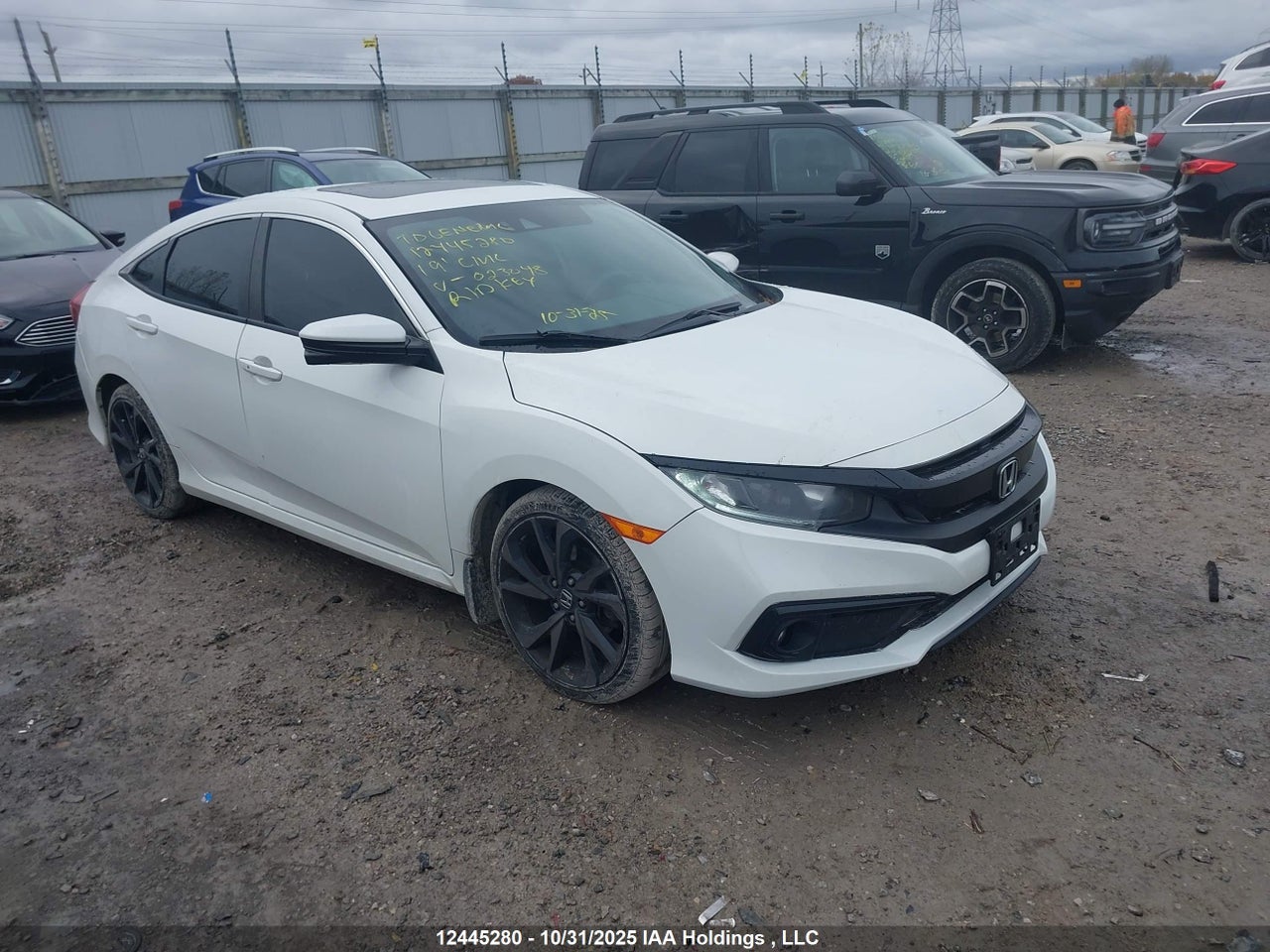 2HGFC2F86KH023048 · 2019 HONDA CIVIC SPORT