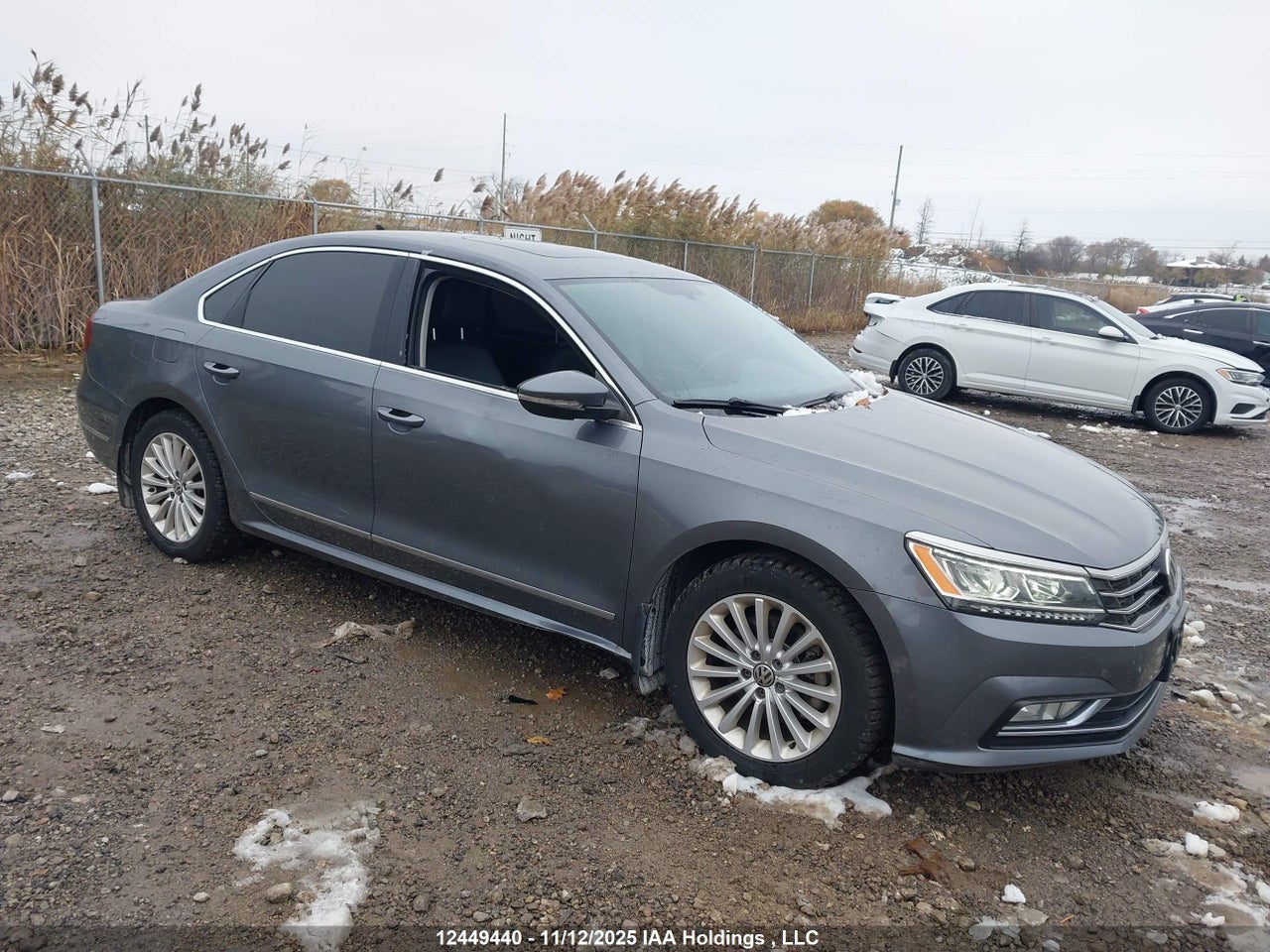 1VWBT7A33HC059701 · 2017 VOLKSWAGEN PASSAT SE