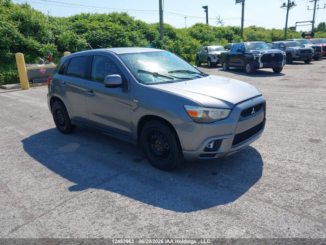 JA4AJ3AU4BZ605734 · 2011 MITSUBISHI RVR SE