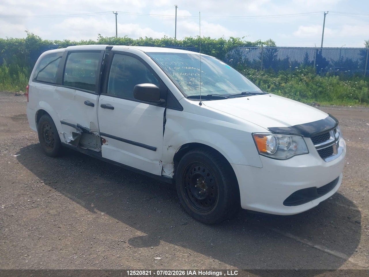 2C4RDGBG9HR640448 · 2017 DODGE GRAND CARAVAN SE