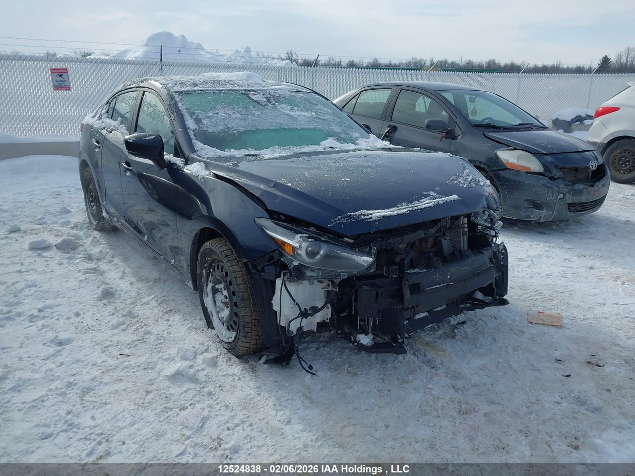 3MZBN1W32JM258906 · 2018 MAZDA MAZDA3