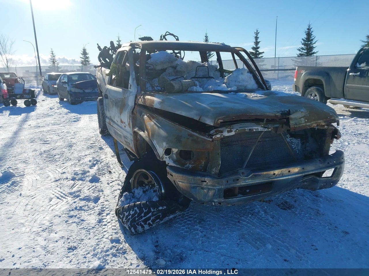 3B7KF23W3SM129238 · 1995 DODGE RAM 2500