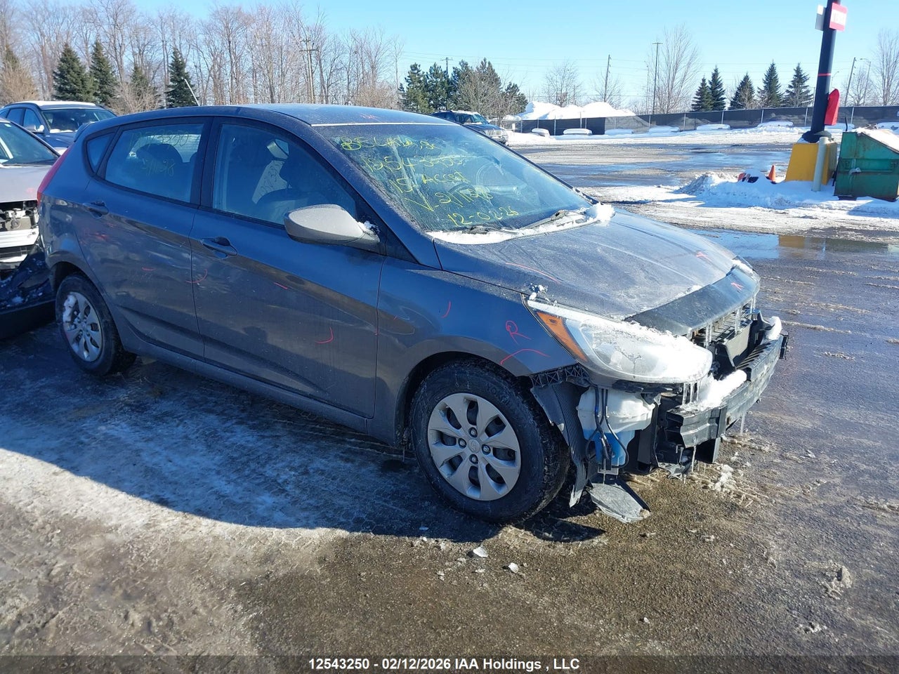 KMHCT5AE4FU211128 · 2015 HYUNDAI ACCENT