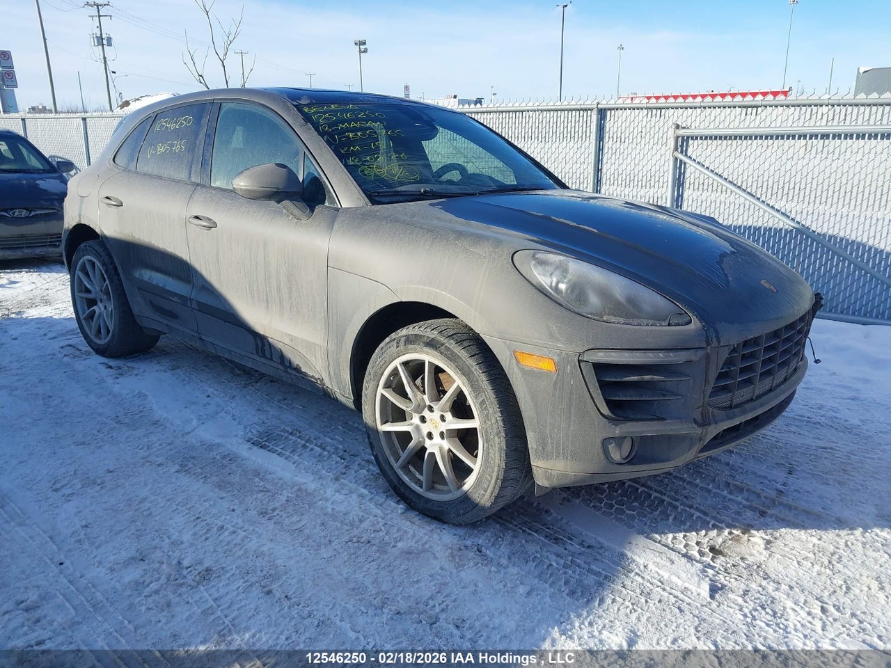 WP1AA2A51JLB05765 · 2018 PORSCHE MACAN SPORT EDITION · 1/12
