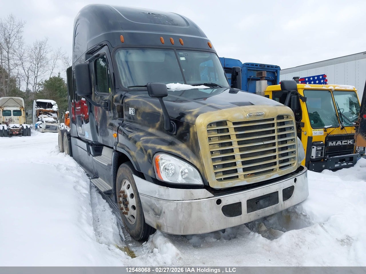 1FUJGLBG7HLJC5751 · 2017 FREIGHTLINER CASCADIA 125