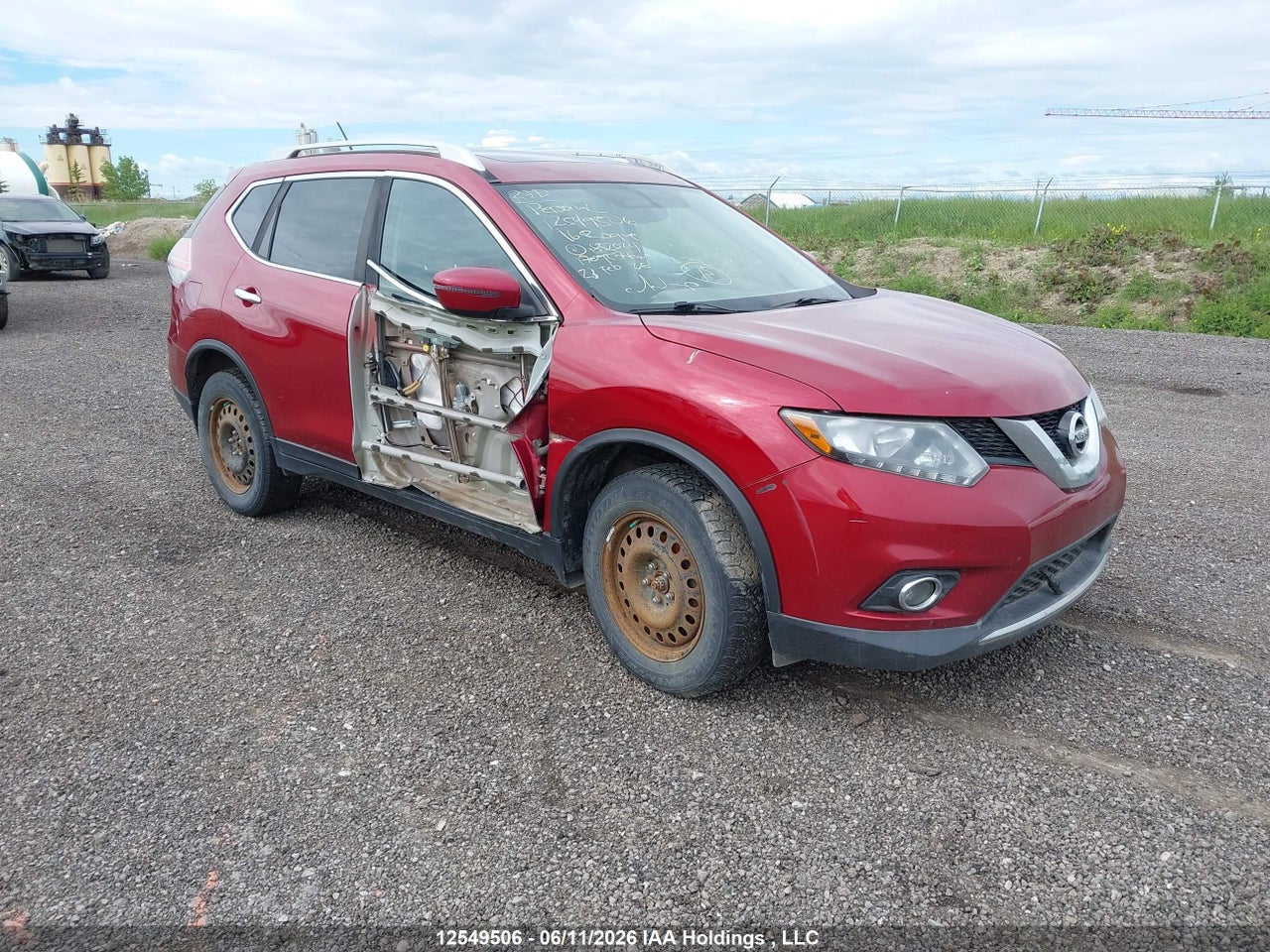 5N1AT2MV7GC852024 · 2016 NISSAN ROGUE S/SL/SV