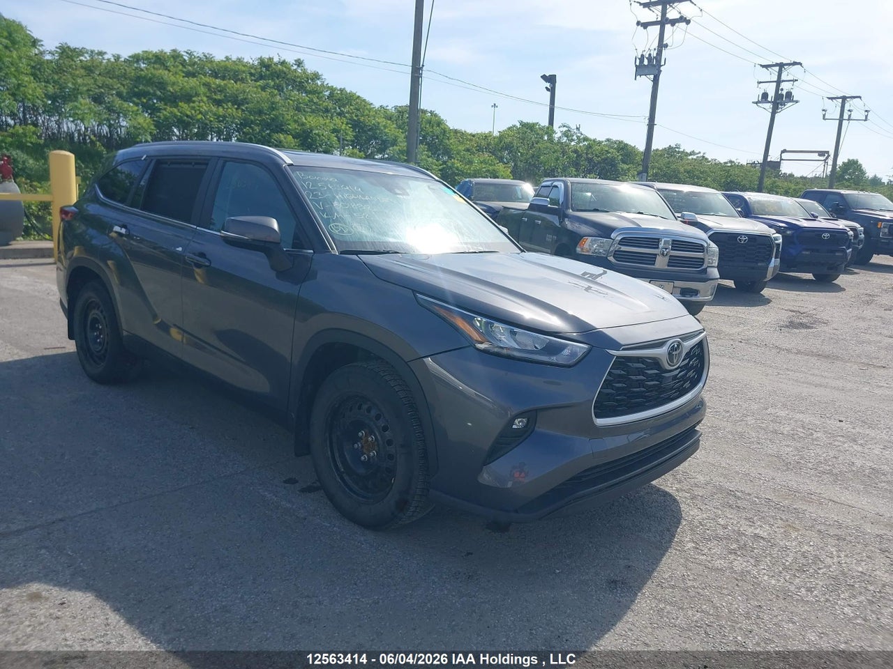 5TDKDRBH8PS501892 · 2023 TOYOTA highlander xle
