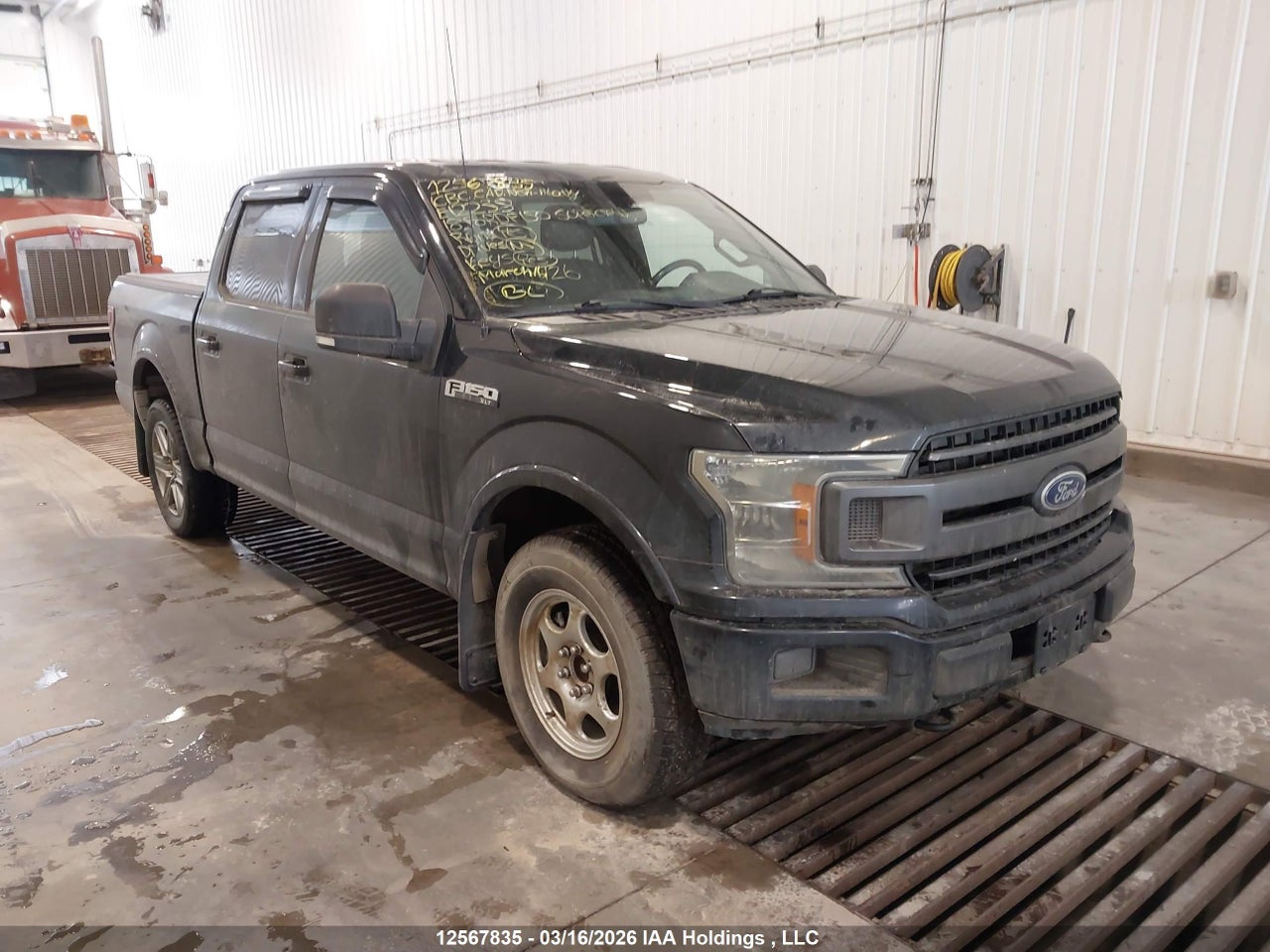 1FTEW1EG0JFE12238 · 2018 FORD F-150 XLT