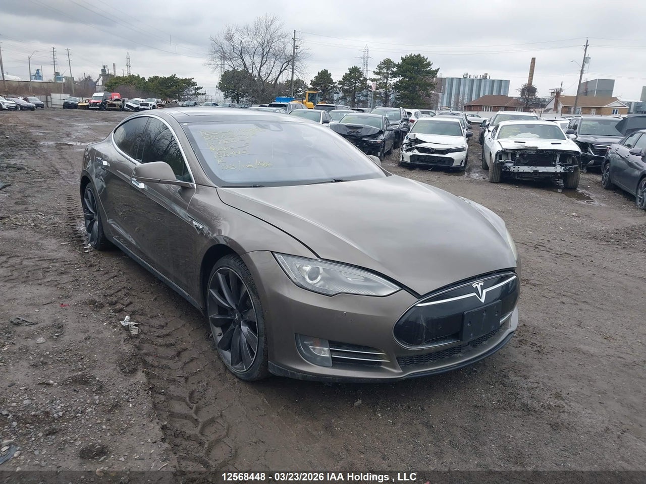 5YJSA1E20GF130412 · 2016 TESLA MODEL S