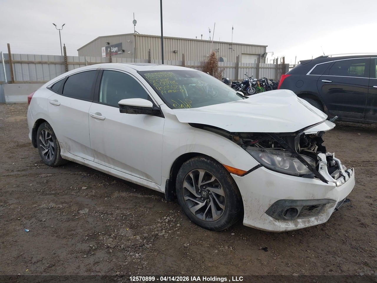 2HGFC2F87JH007116 · 2018 HONDA CIVIC EX