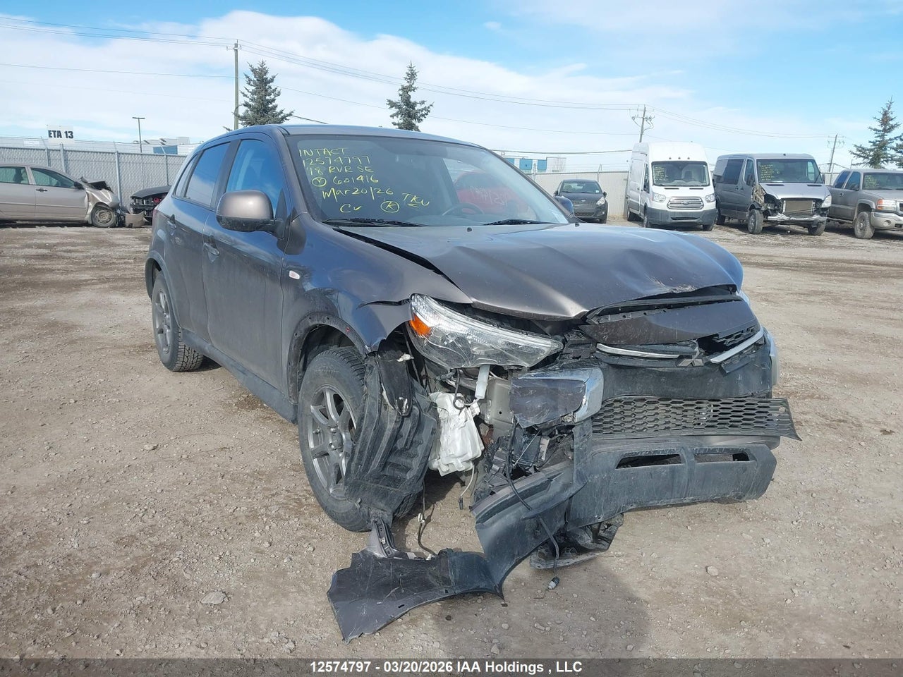 JA4AJ3AU9JU601416 · 2018 MITSUBISHI RVR SE