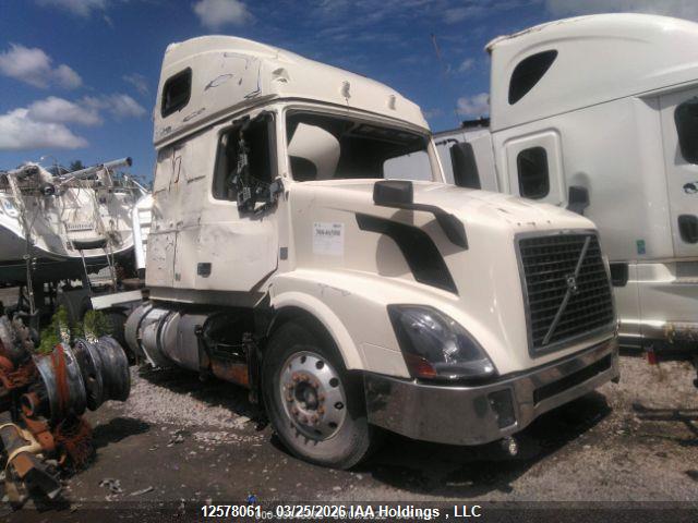 4V4NC9EH9DN569524 · 2013 VOLVO VN VNL