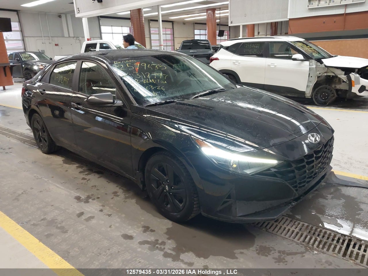 KMHLM4AG5NU****** · 2022 HYUNDAI ELANTRA PREFERRED IVT