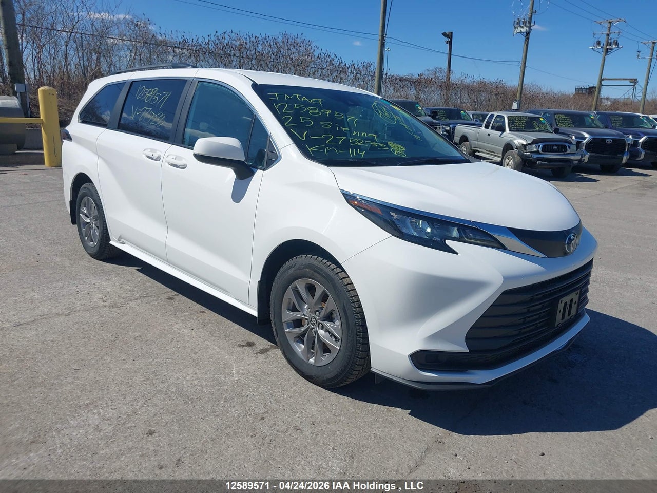 5TDGRKECXSS275233 · 2025 TOYOTA SIENNA LE 8-PASSENGER