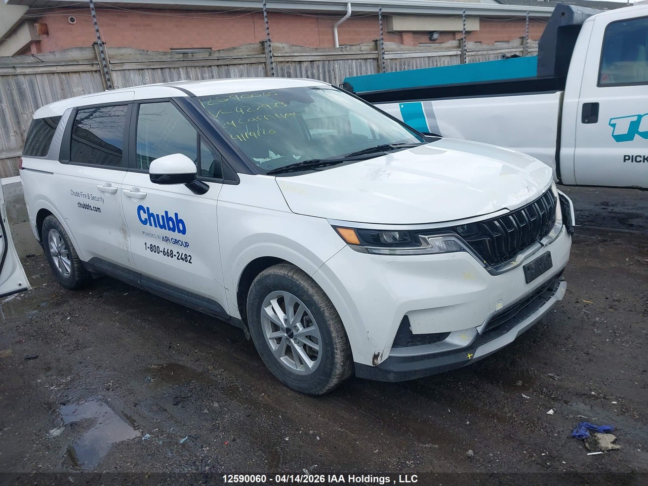 KNDNB5H34R6****** · 2024 KIA CARNIVAL LX