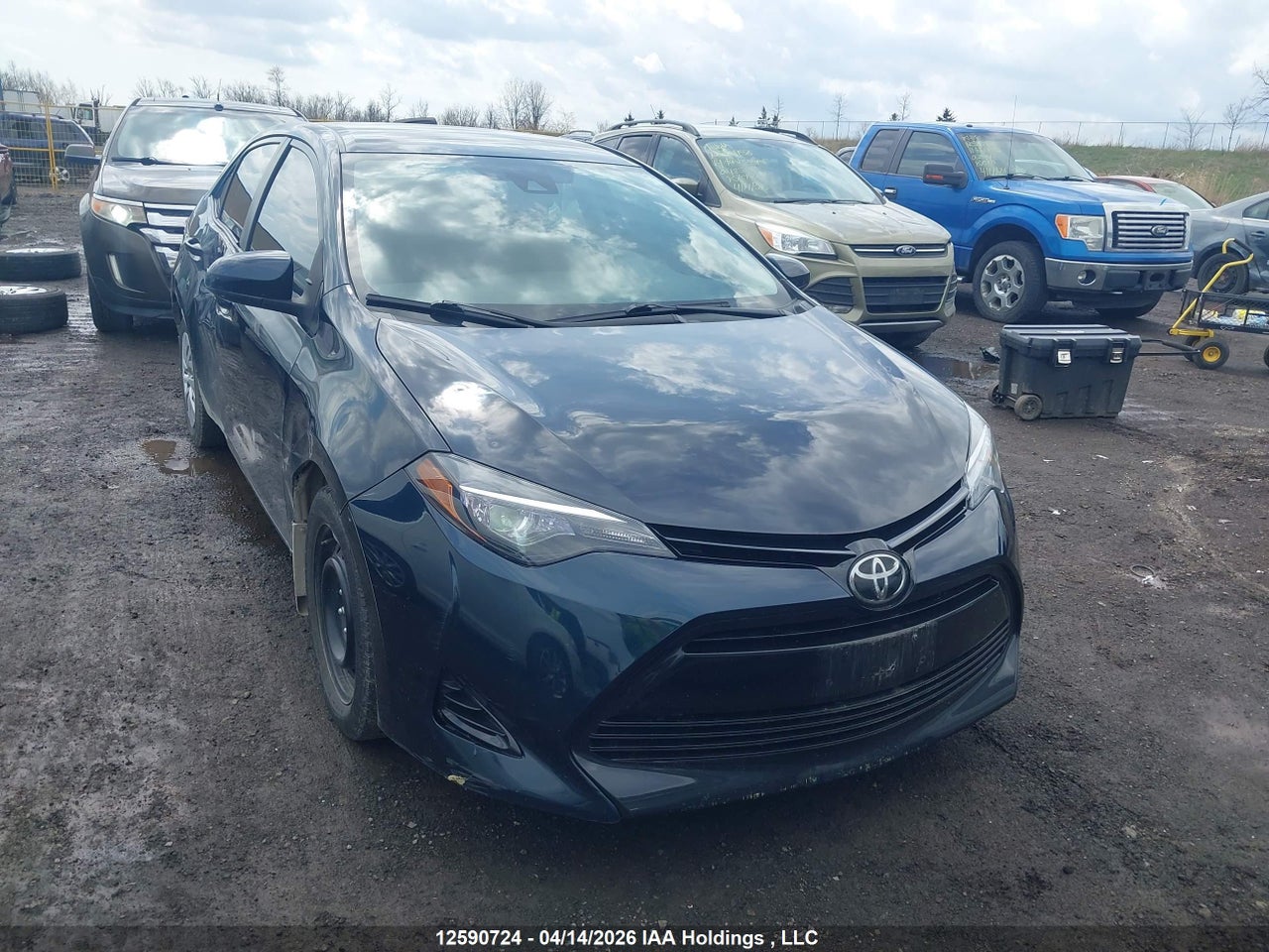 2T1BURHEXHC832819 · 2017 TOYOTA COROLLA LE
