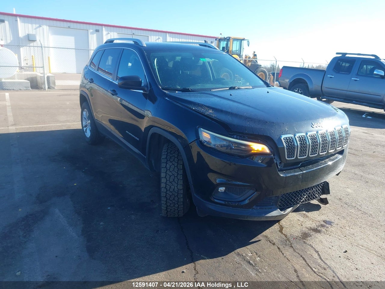 1C4PJMCXXKD274099 · 2019 JEEP CHEROKEE LATITUDE