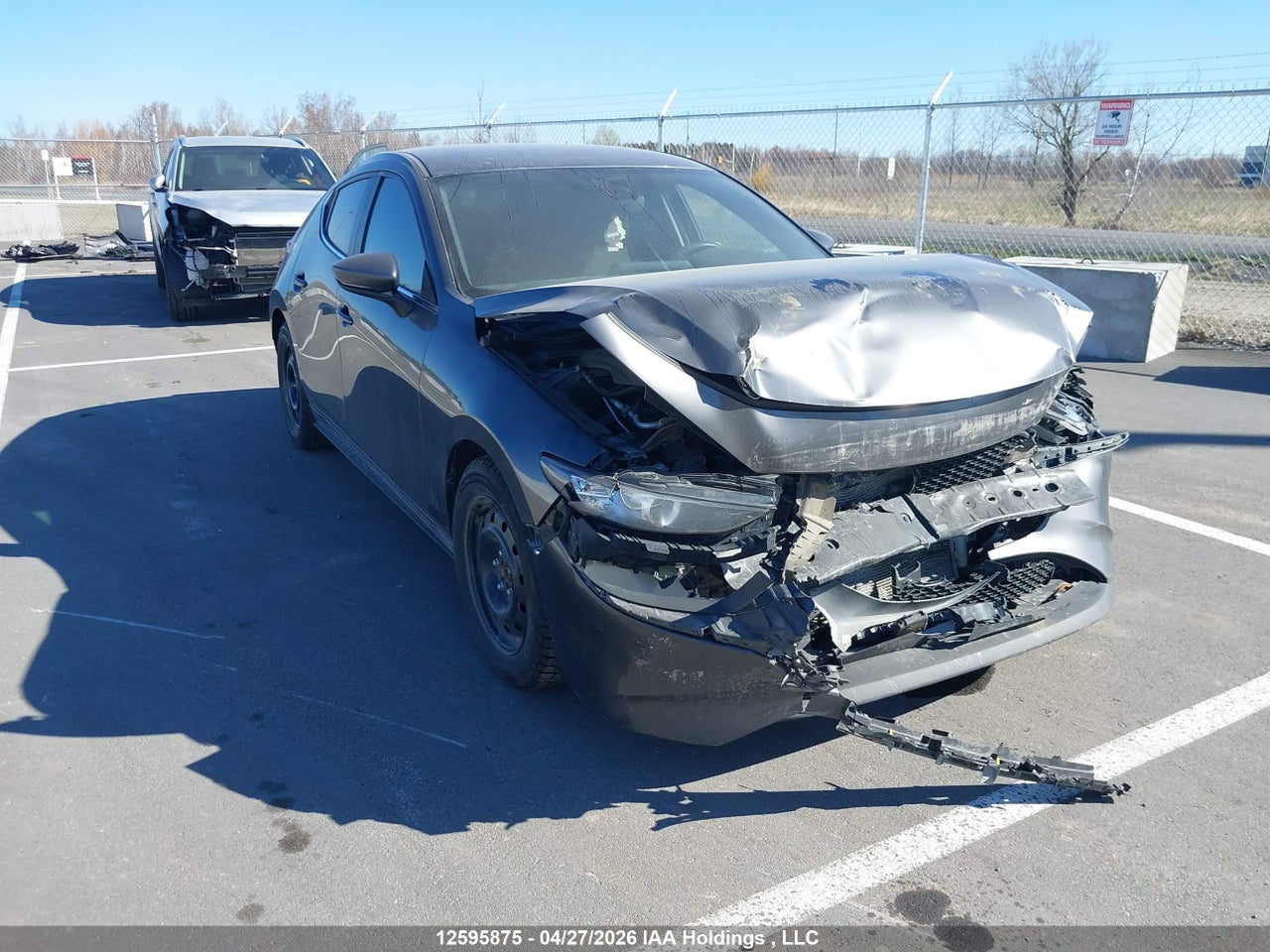 JM1BPAK79L1****** · 2020 MAZDA MAZDA3