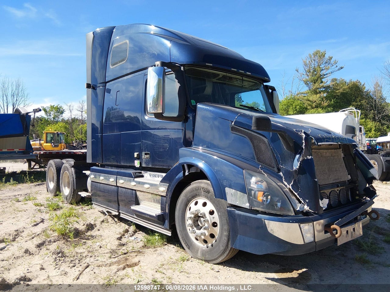 4V4NC9TH5HN967127 · 2017 VOLVO VN VNL