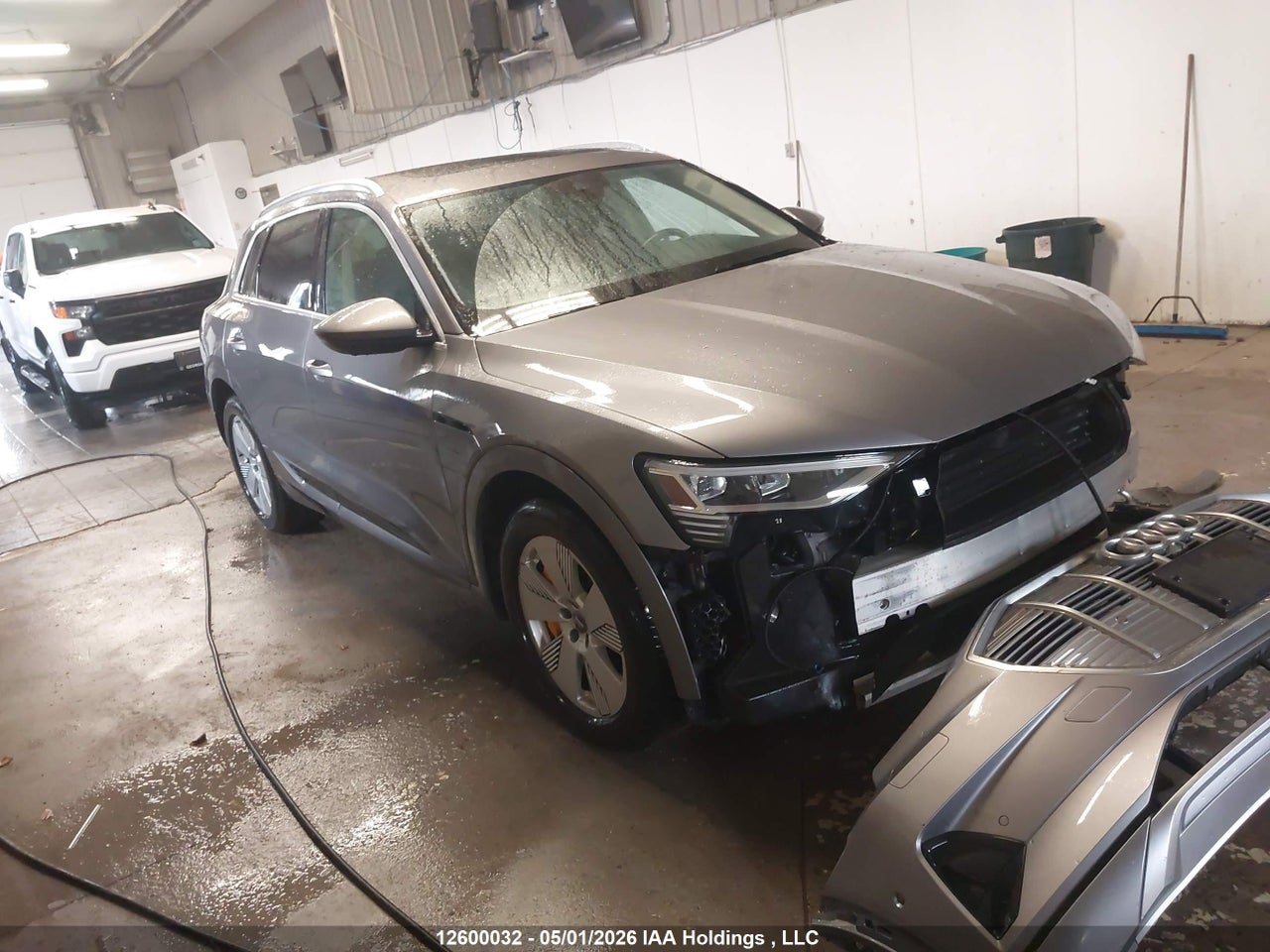 WA1VAAGE8KB021836 · 2019 AUDI E-TRON PRESTIGE · 1/12