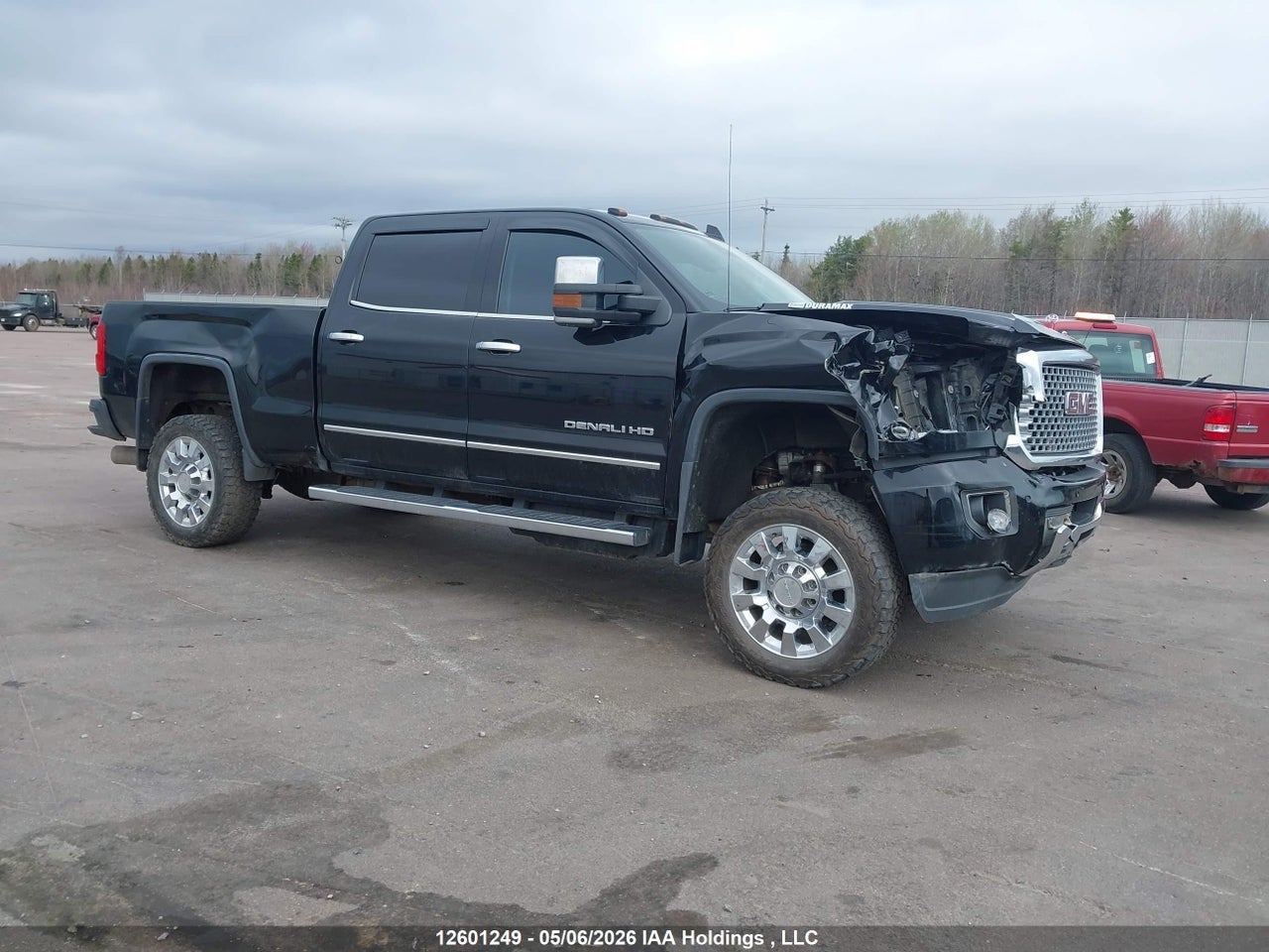 1GT12UEY0HF****** · 2017 GMC SIERRA 2500HD DENALI