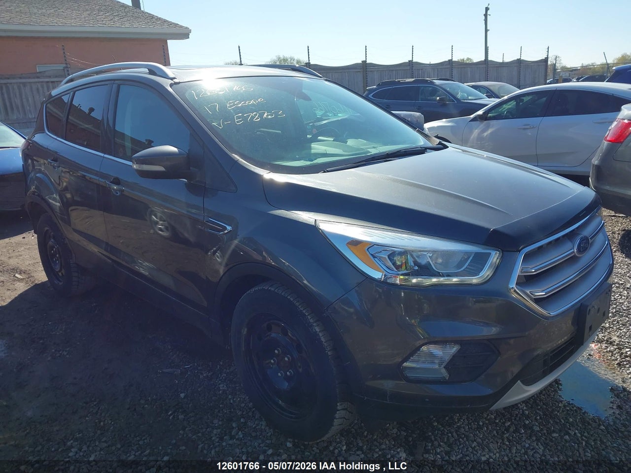 1FMCU9J96HUE78703 · 2017 FORD ESCAPE TITANIUM