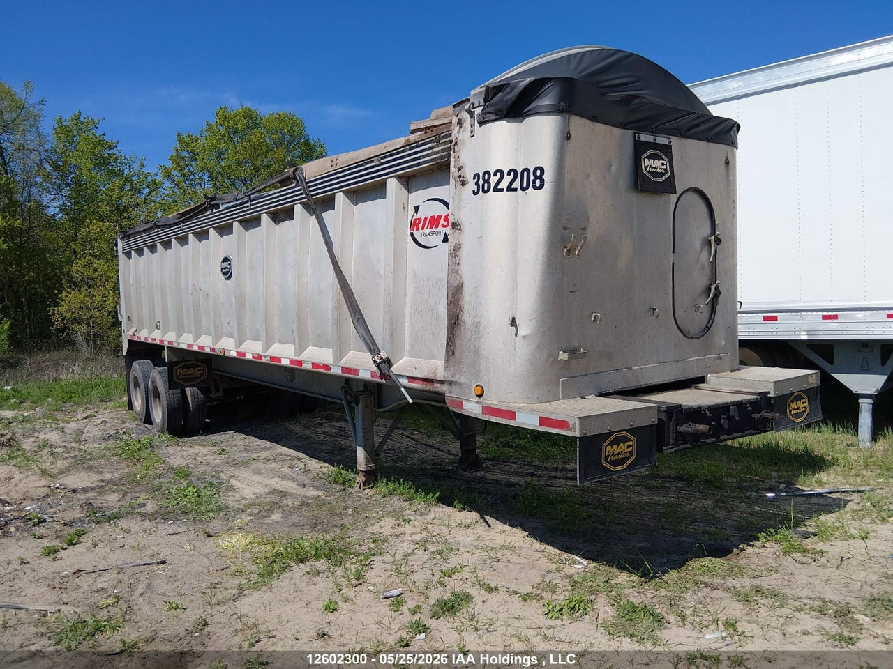 5MADA3329CC****** · 2012 MAC TRAILER MFG END DUMP · 1/12