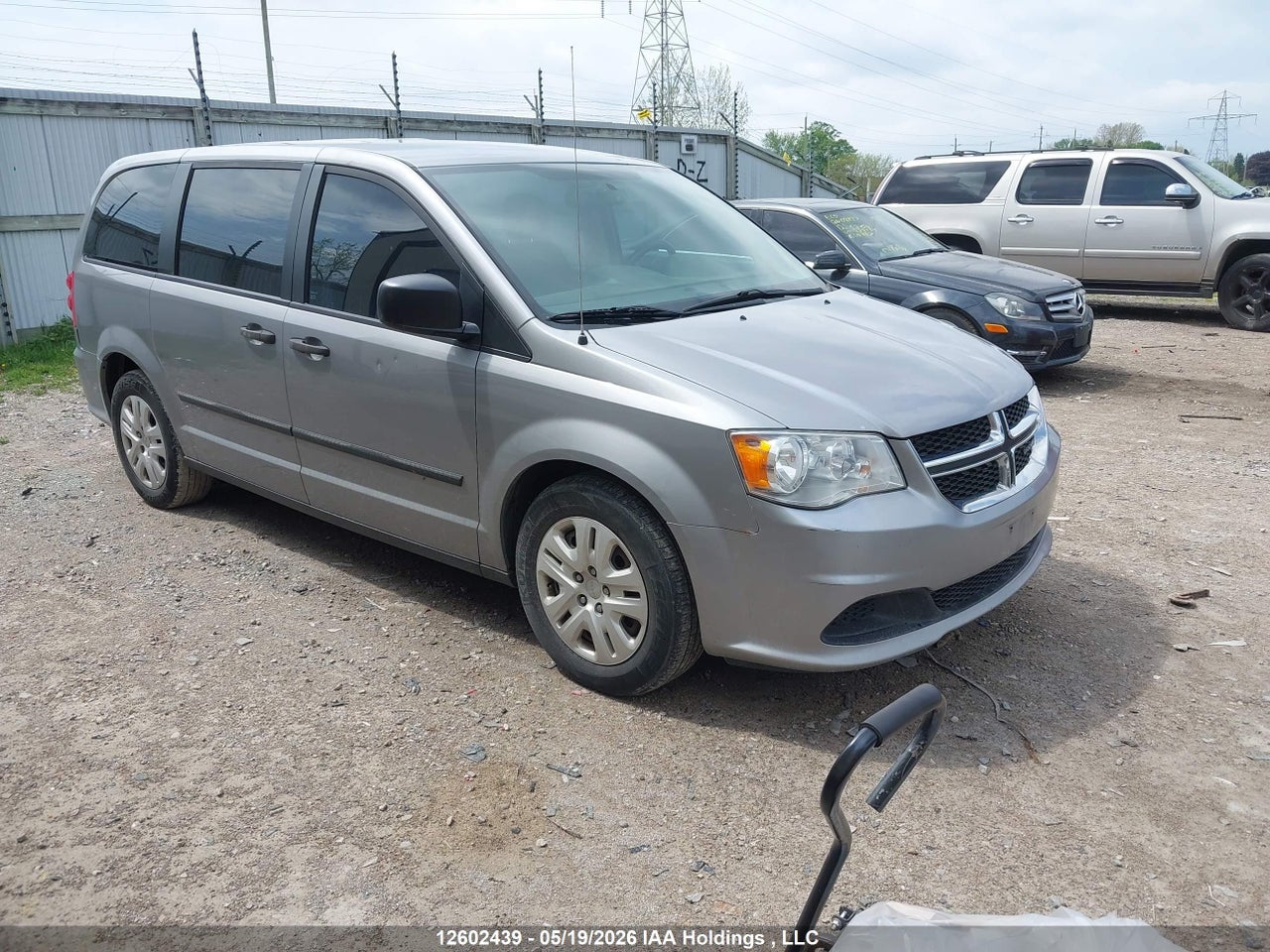 2C4RDGBG3GR****** · 2016 DODGE GRAND CARAVAN SE/SXT · 1/12