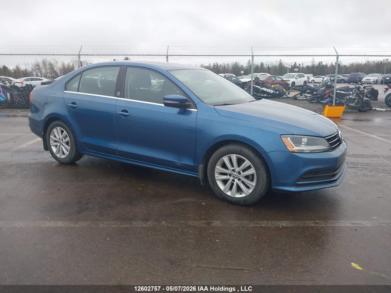 3VWDB7AJXHM****** · 2017 VOLKSWAGEN JETTA WOLFSBURG EDITION · 1/12