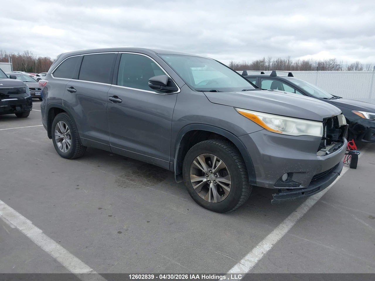 5TDBKRFH3FS185381 · 2015 TOYOTA HIGHLANDER · 1/12
