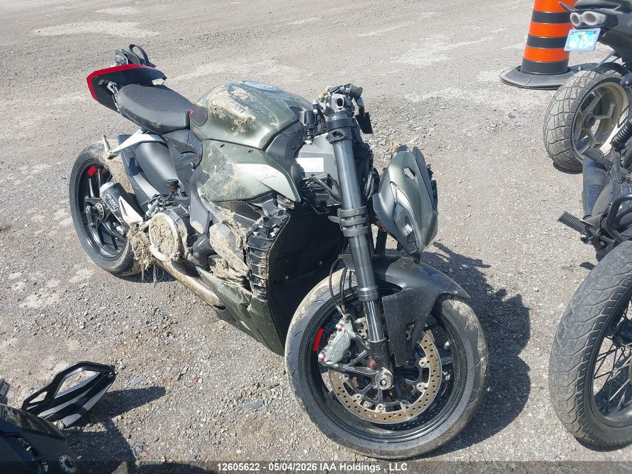 ZDMFAKYW2PB****** · 2023 DUCATI STREETFIGHTER V2 · 1/12