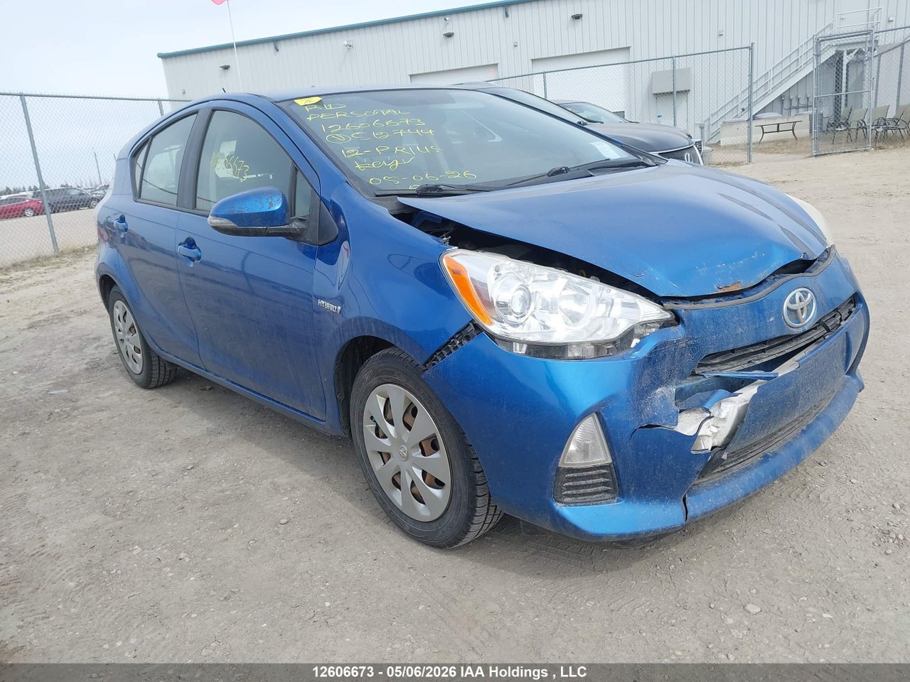 JTDKDTB33C1512744 · 2012 TOYOTA Prius c · 1/12