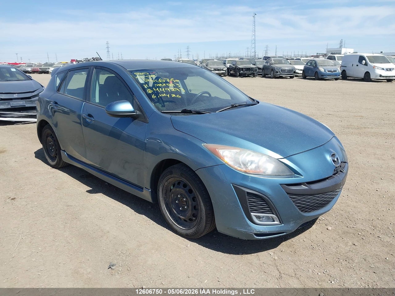 JM1BL1L51B1****** · 2011 MAZDA MAZDA3 GS · 1/12