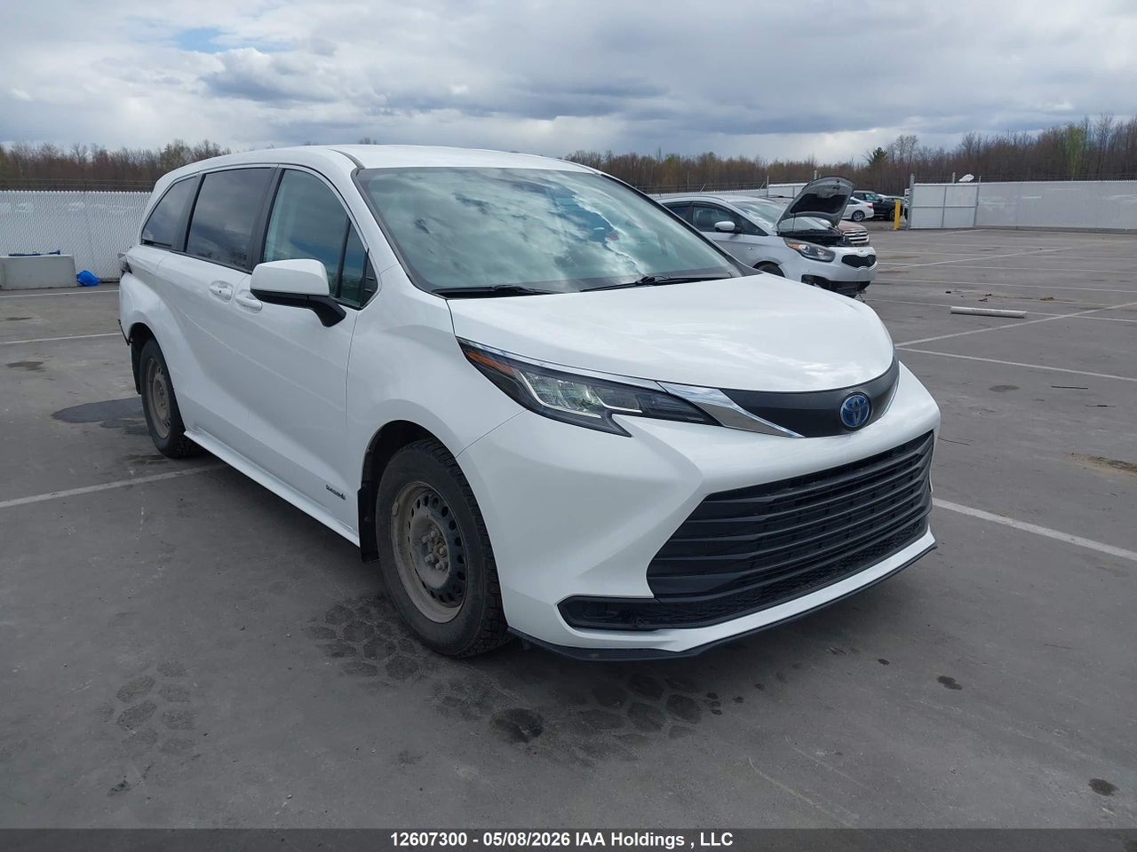 5TDGRKEC5MS054092 · 2021 TOYOTA SIENNA