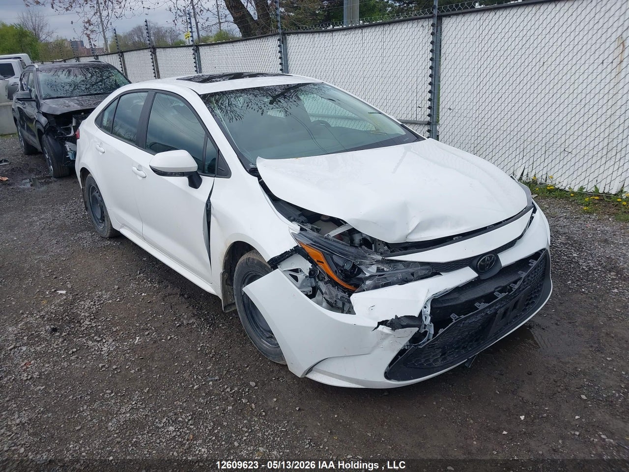 5YFBPMBE6NP389146 · 2022 TOYOTA COROLLA LE