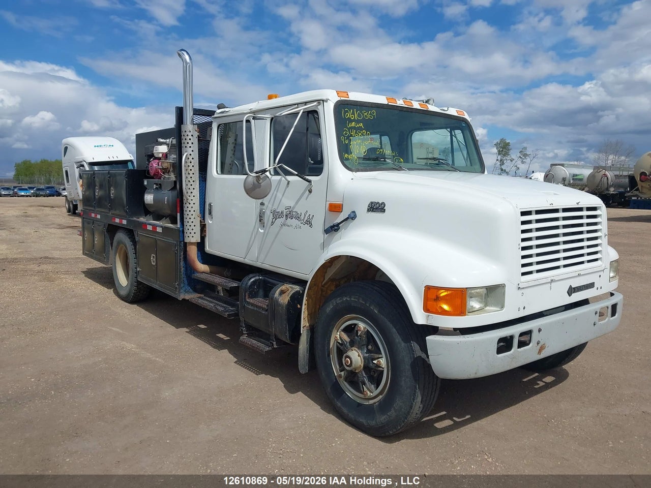 1HTSCAAN3TH246890 · 1996 INTERNATIONAL 4000 4700