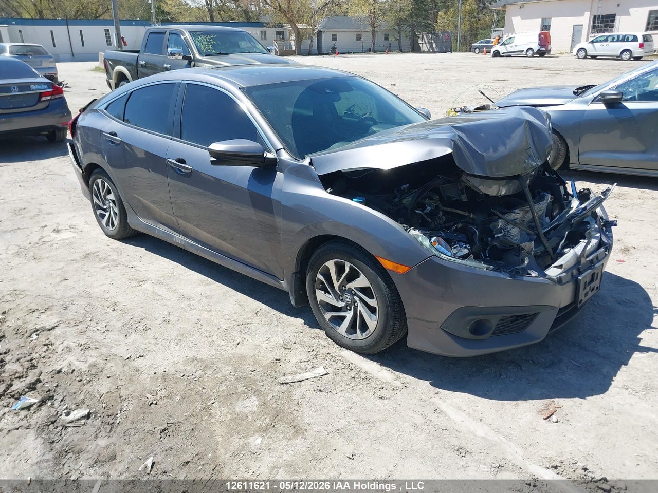 2HGFC2F88GH031420 · 2016 HONDA CIVIC EX