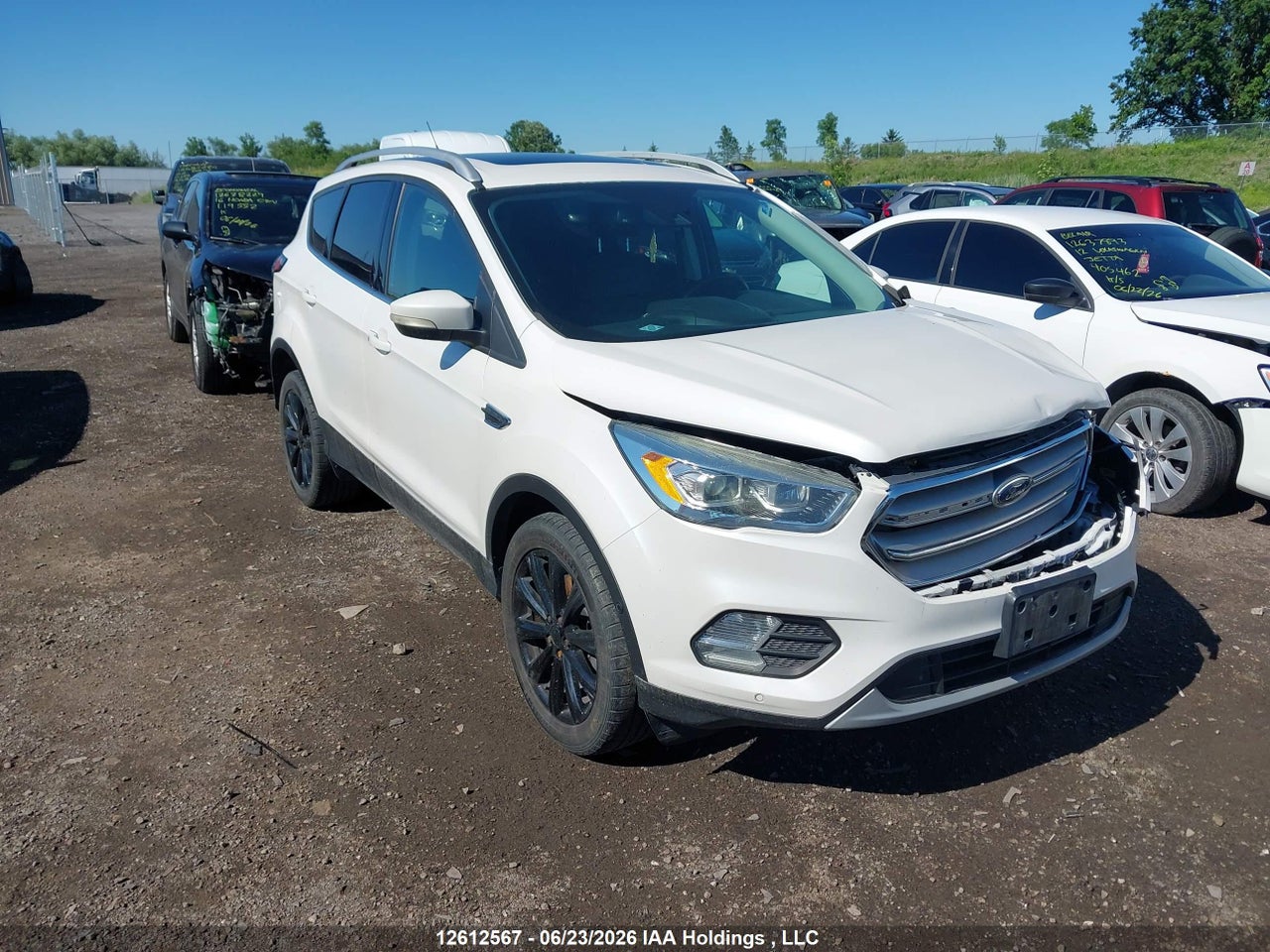 1FMCU9J90HUD68469 · 2017 FORD ESCAPE TITANIUM