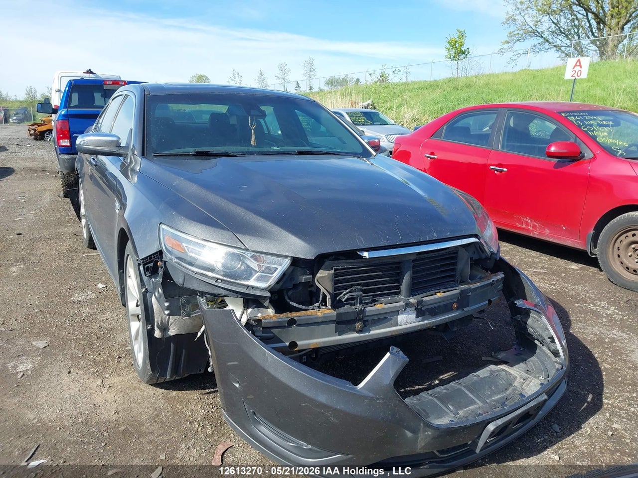 1FAHP2J82GG130237 · 2016 FORD TAURUS LIMITED