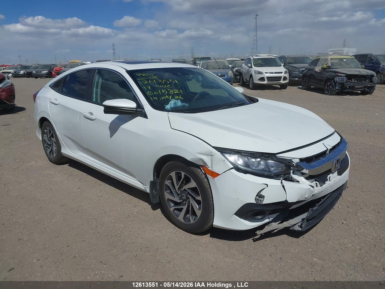 2HGFC2F8XHH015821 · 2017 HONDA CIVIC EX