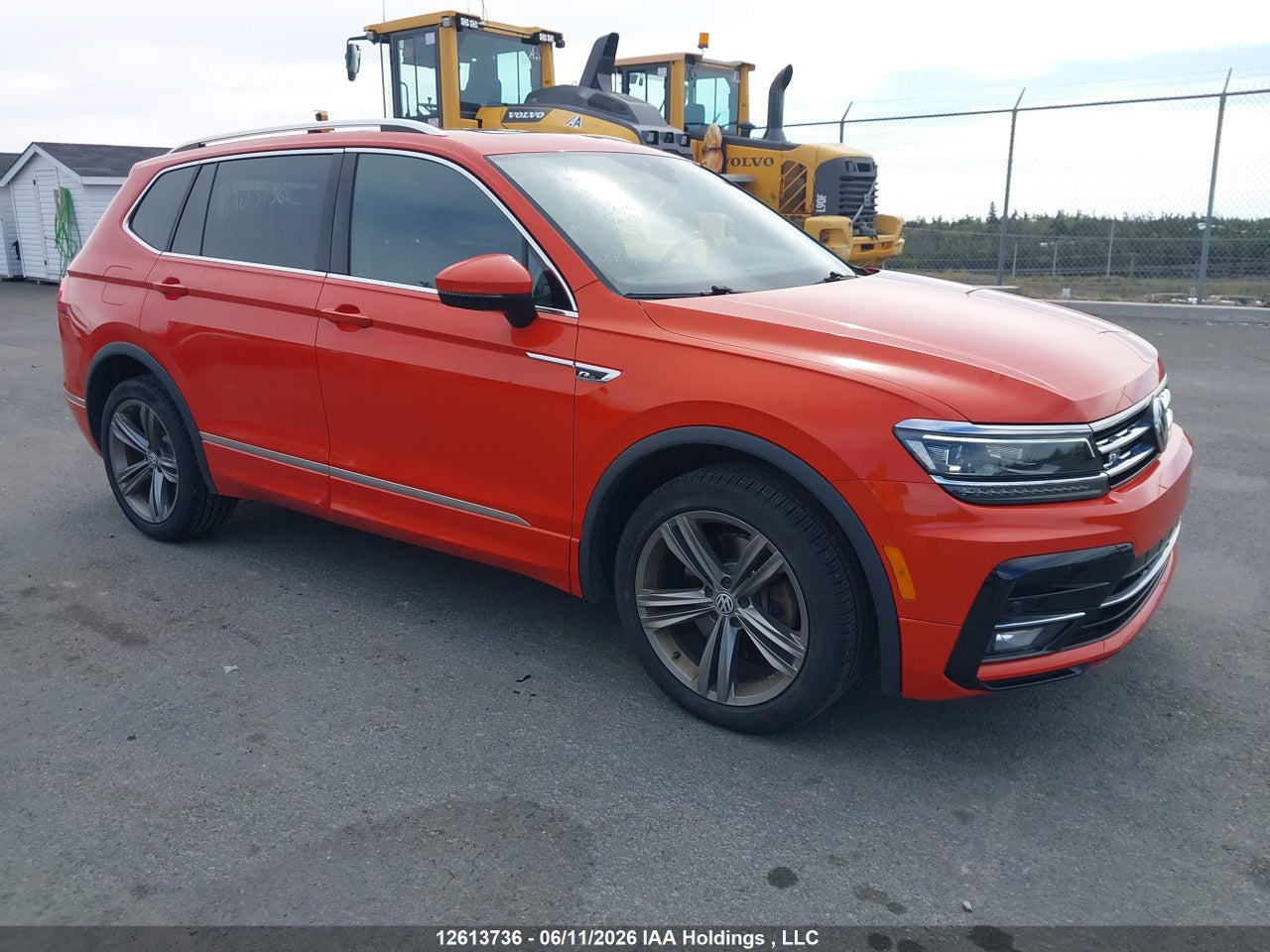 3VV4B7AX2KM018033 · 2019 VOLKSWAGEN TIGUAN HIGHLINE
